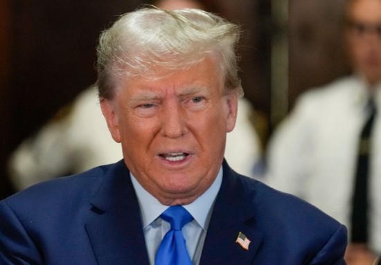 US judge threatens to hold Trump in contempt for violating gag order